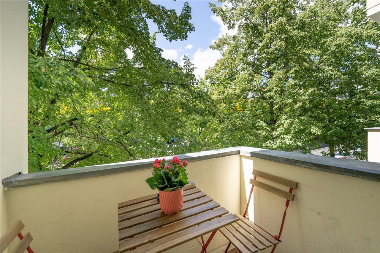Appartamento 33 Efg Schoenhauser Allee Mit Balkon Berlino