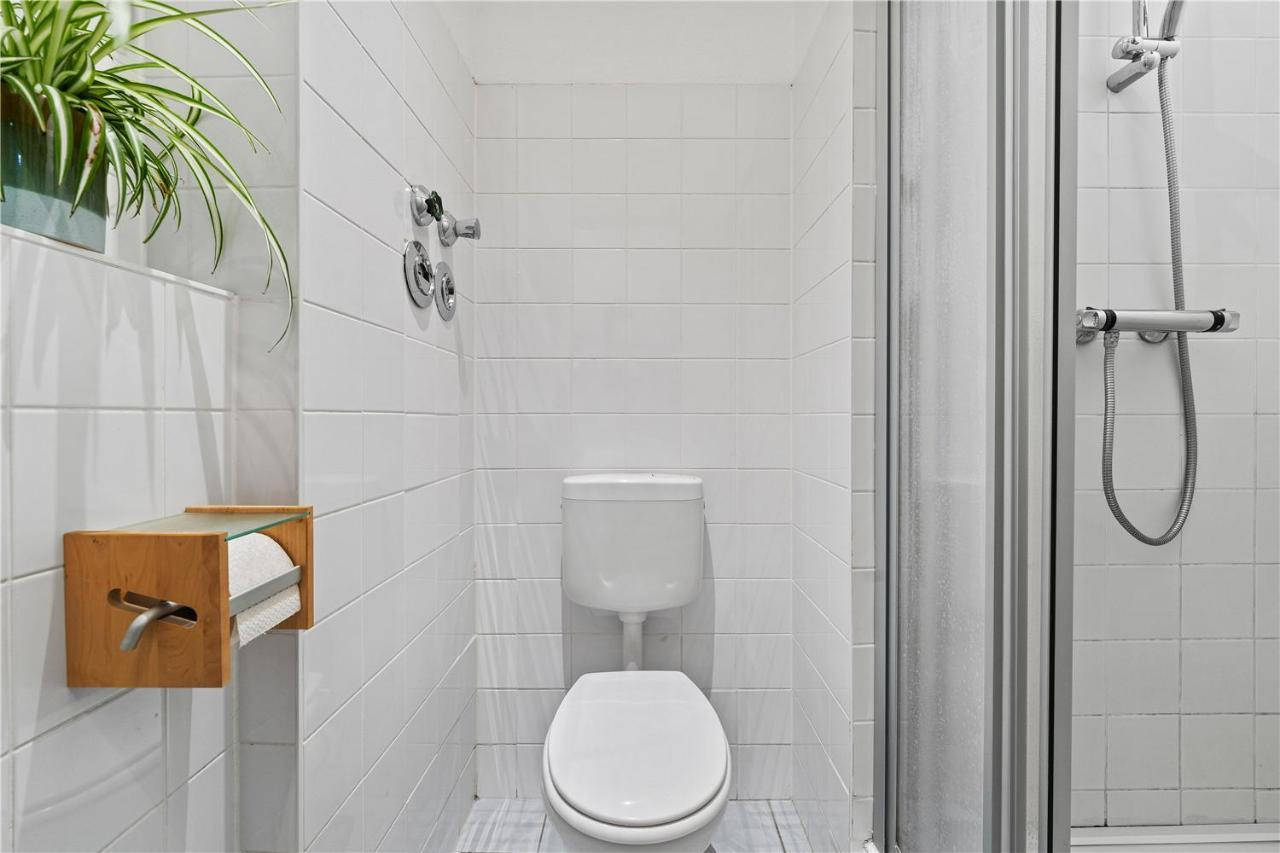 33 Efg Schoenhauser Allee Mit Balkon Berlino