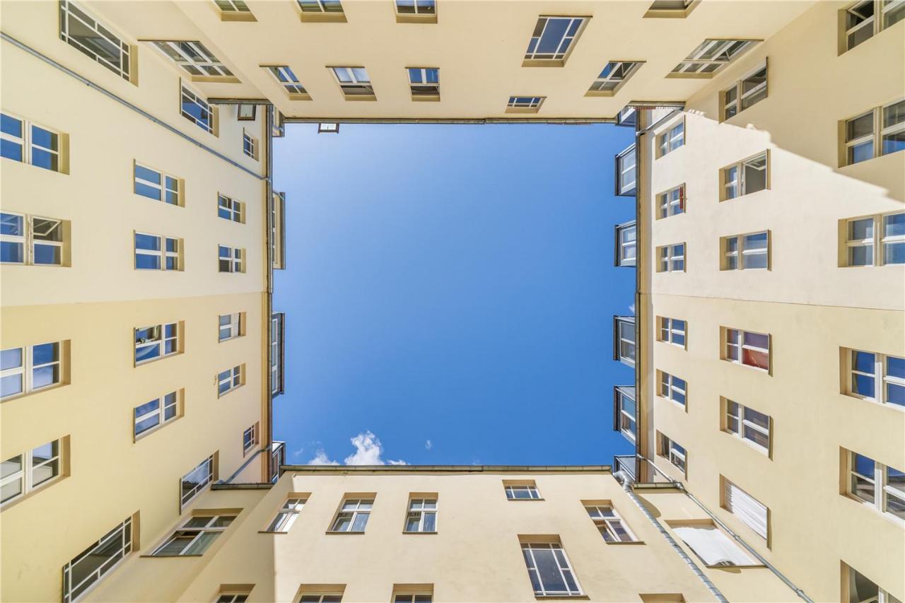 33 Efg Schoenhauser Allee Mit Balkon Berlin